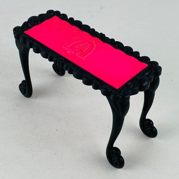 Monster High Freaky Fusion Catacombs Castle Ottoman Accent Table Lot - Picture 12 of 13